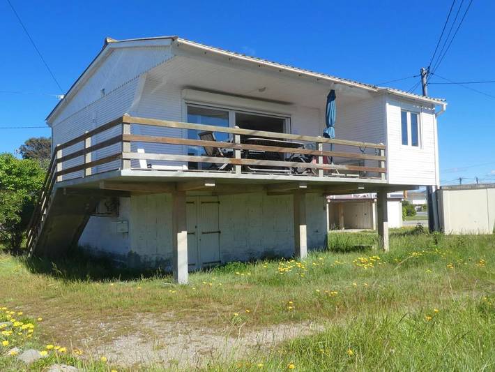 Chalet für 6 Personen, mit Balkon und Terrasse sowie Ausblick in Gruissan Plage