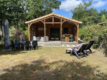 Camping pour 6 personnes, avec piscine et sauna ainsi que jardin et bassin pour enfant, adapté aux familles à La Teste-de-Buch