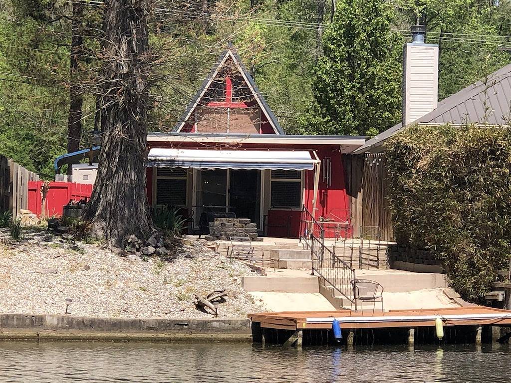 Cozy-Lake Cabin in Great Cove Rechts Off Main Channel on Lake Hamilton in Lake Ouachita