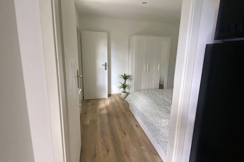 Cottage for 4 people in Geneva with a large garden in Thônex, Lake Geneva