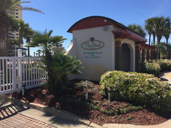 Vacation rental for 8 people, with hot tub and balcony in Navarre Beach