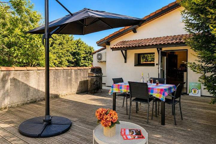 Gîte pour 4 personnes, avec Balcon et Jardin
