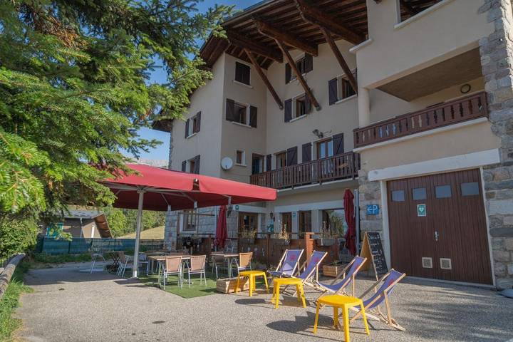Hôtel, avec Balcon ainsi que Terrasse et Vue à Valezan