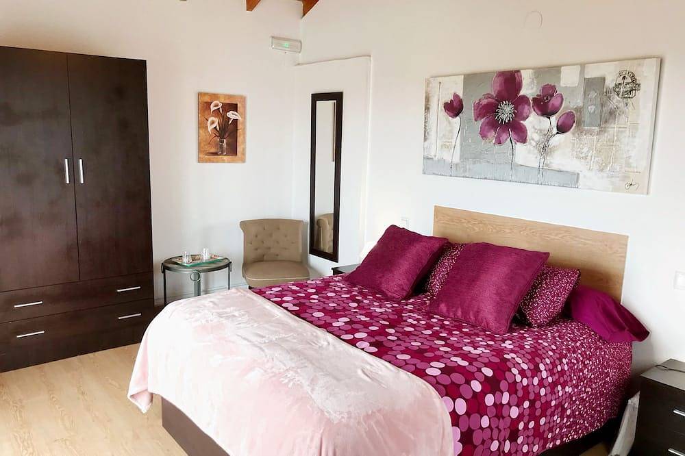 Entire apartment, Brand New Charming Studio in Isla (Cantabria), Arnuero