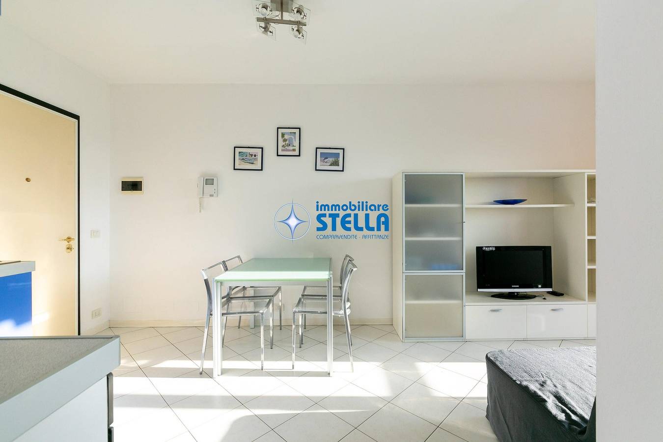 Entire apartment, *Apt. Anna-20* + Parking in Lido di Jesolo, Jesolo