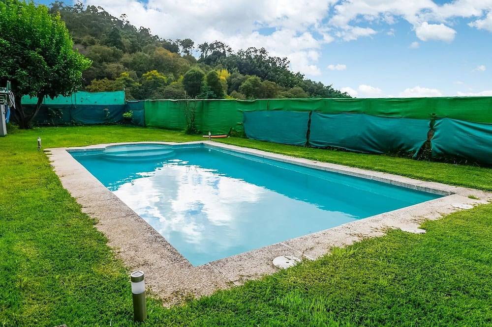 Holiday Home in Redondela with Sea Views in Redondela, Rías Baixas