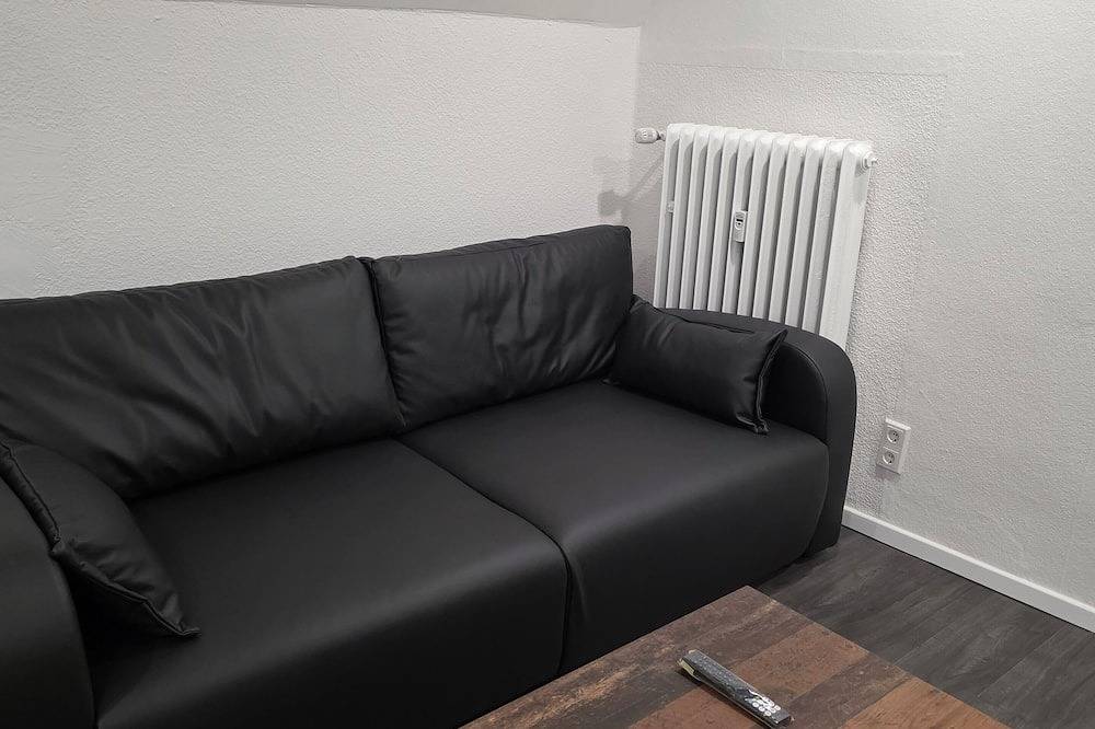 Ganze Wohnung, Komfortabel Unterkunft ideal Monteure & Gäste in Löhne Nähe Autobahn in Löhne, Wiehengebirge