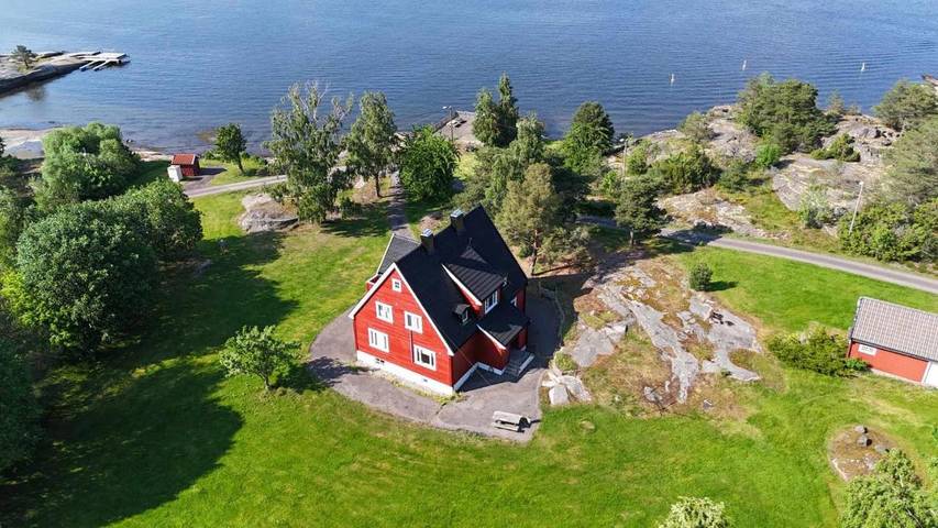 Ferienhaus für 9 Personen, mit Balkon und Terrasse sowie Ausblick in Tjøme
