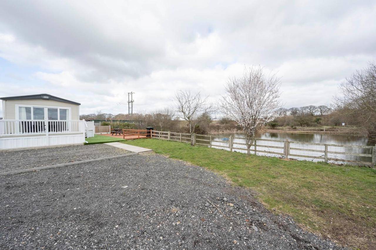 Hallcroft Fishery And Holiday Park in Nottinghamshire