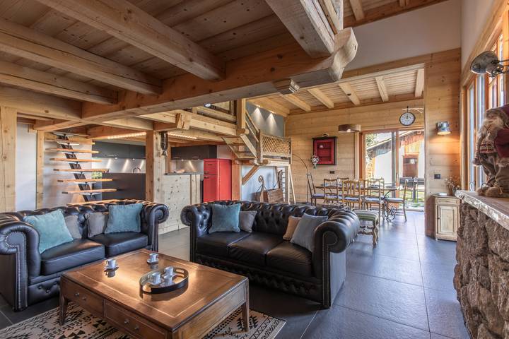 Gîte pour 8 personnes, avec Terrasse et Jardin à Cordon