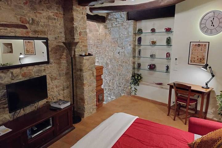 Lake Trasimeno San Savino Townhouse AC Kostenloses Wi-Fi in Magione, Lago Trasimeno