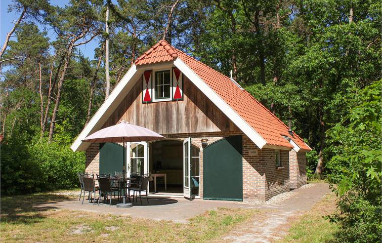 Vakantiehuis voor 6 personen, with terras and tuin as well as sauna, met huisdier in De Bult