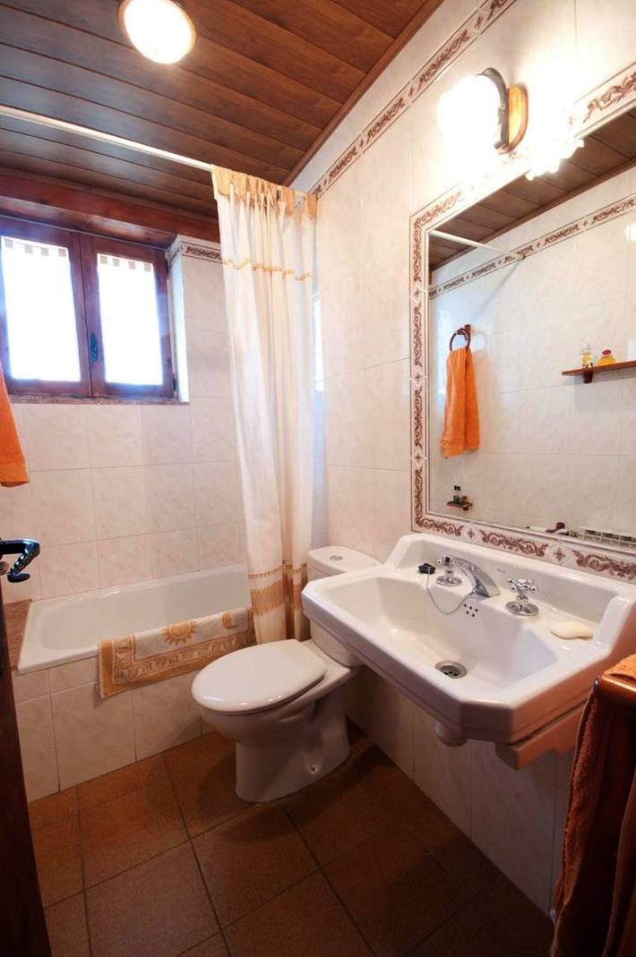 Casa rural para 12 personas, con vistas, Se admiten mascotas en Massis dels Ports - 4