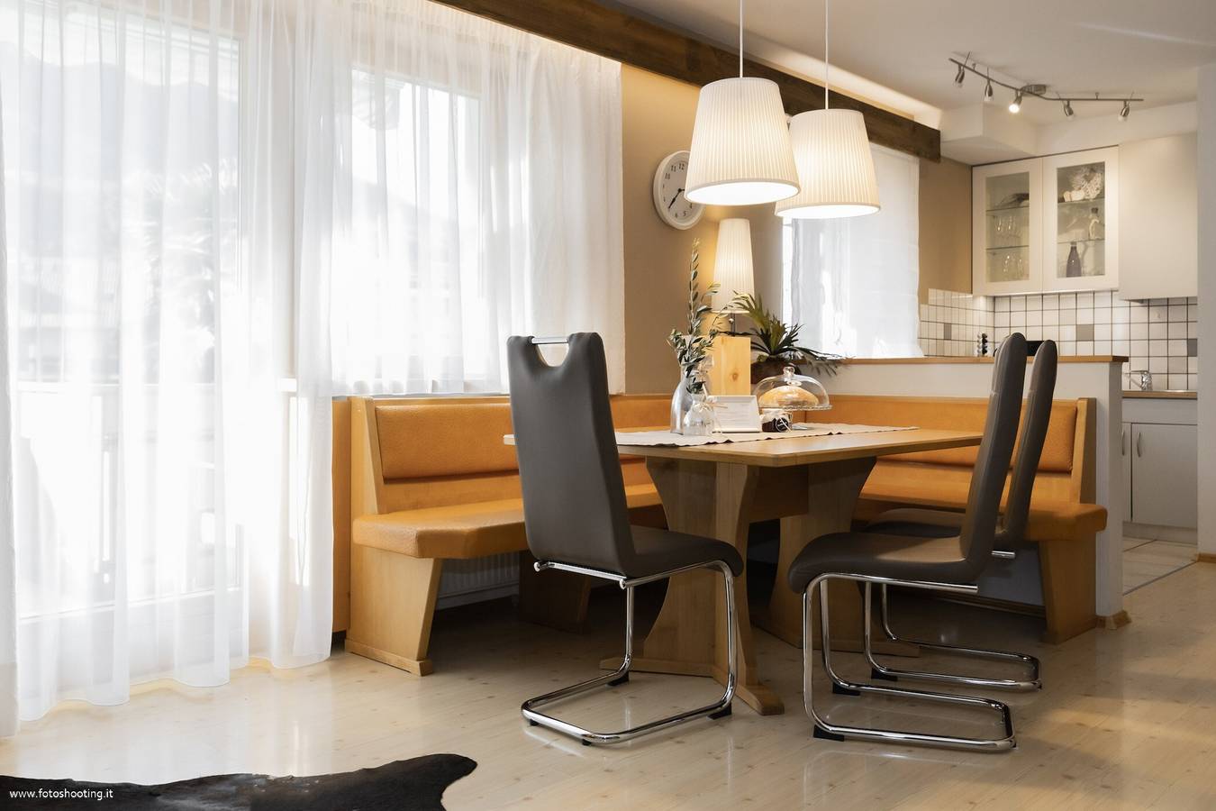Ganze Wohnung, Ferienwohnung "Apartment Wieser 2" mit Bergblick, beheiztem Pool und Wlan in St. Pauls, Eppan an der Weinstraße