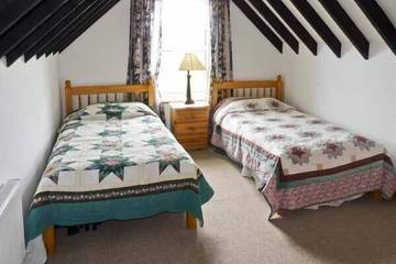 Log Cabin for 6 People in Glenties, County Donegal, Photo 3
