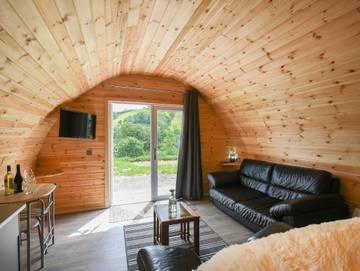 Cottage for 2 People in Powys, Mid-Wales, Photo 2
