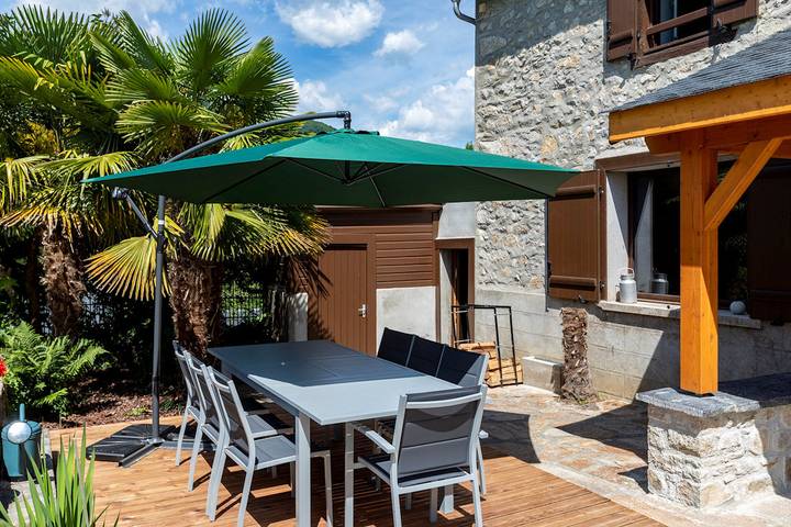 Gîte pour 10 personnes, avec Terrasse et Jardin dans les Hautes-Pyrénées - 2