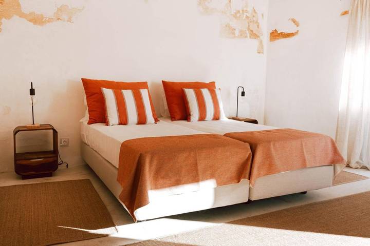 Maison d’hôte pour 2 personnes, avec jardin ainsi que piscine et terrasse dans Avis - 2