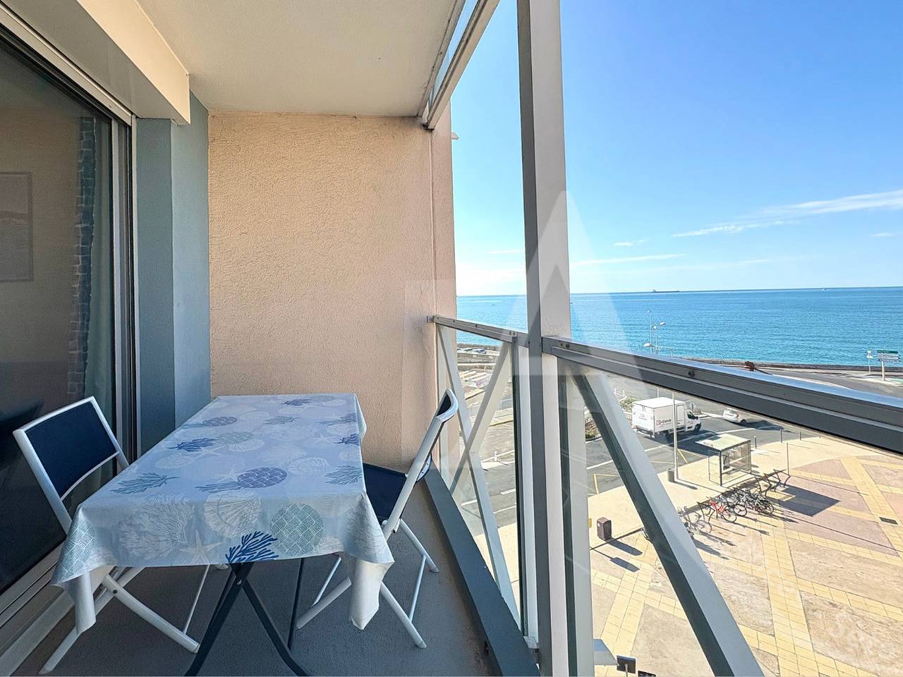 Appartement entier, 141 / T2 Vue Mer, Piscine, Proche Centre in Sète, Côte méditerranéenne (France)