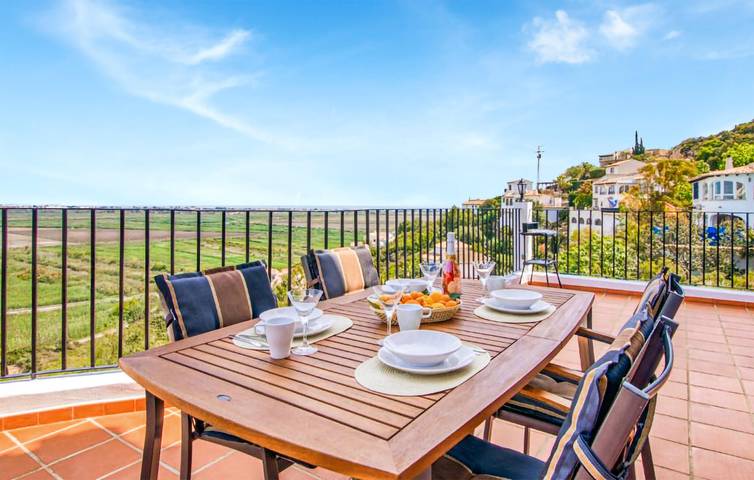 Location de vacances pour 3 personnes, avec piscine et terrasse à Pego - 4