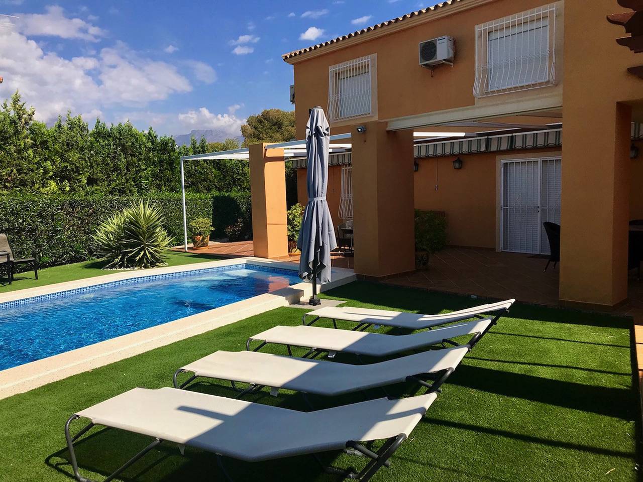 Spectacular villa, pool - 8 guests in Benidorm, Costa Blanca