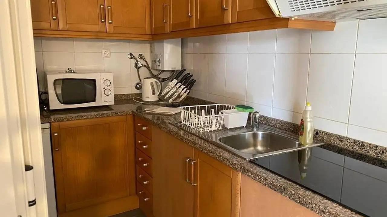 Entire holiday apartment, Holiday apartment for 2 people with terrace in Lazareto, Funchal (Santa Maria Maior)