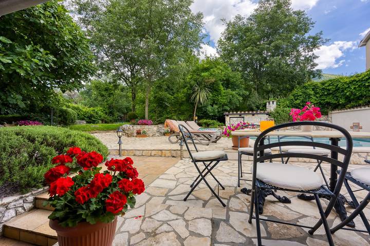 Casa Gianni mit privatem Pool
 in Vozilići, Ostküste Istrien