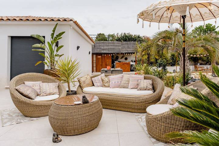 Apartment 'Koh Samui' with Mountain View, Wi-Fi and Air Conditioning in Peypin, Middelhavskysten (Frankrig)