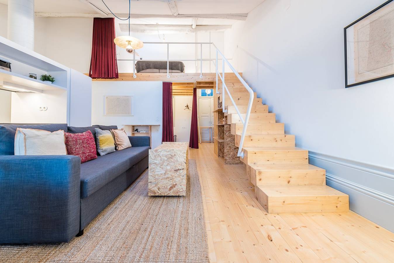 Entire apartment, Guestready - Mezzanine at the Bridge in Sé (Porto), Porto