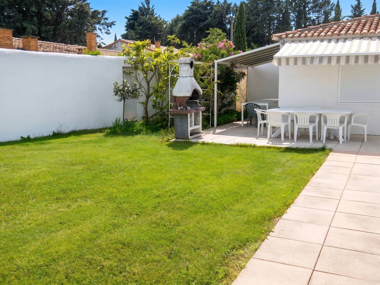 Charmante Villa in Meynes mit privatem Pool in Meynes, Nimes und Umgebung