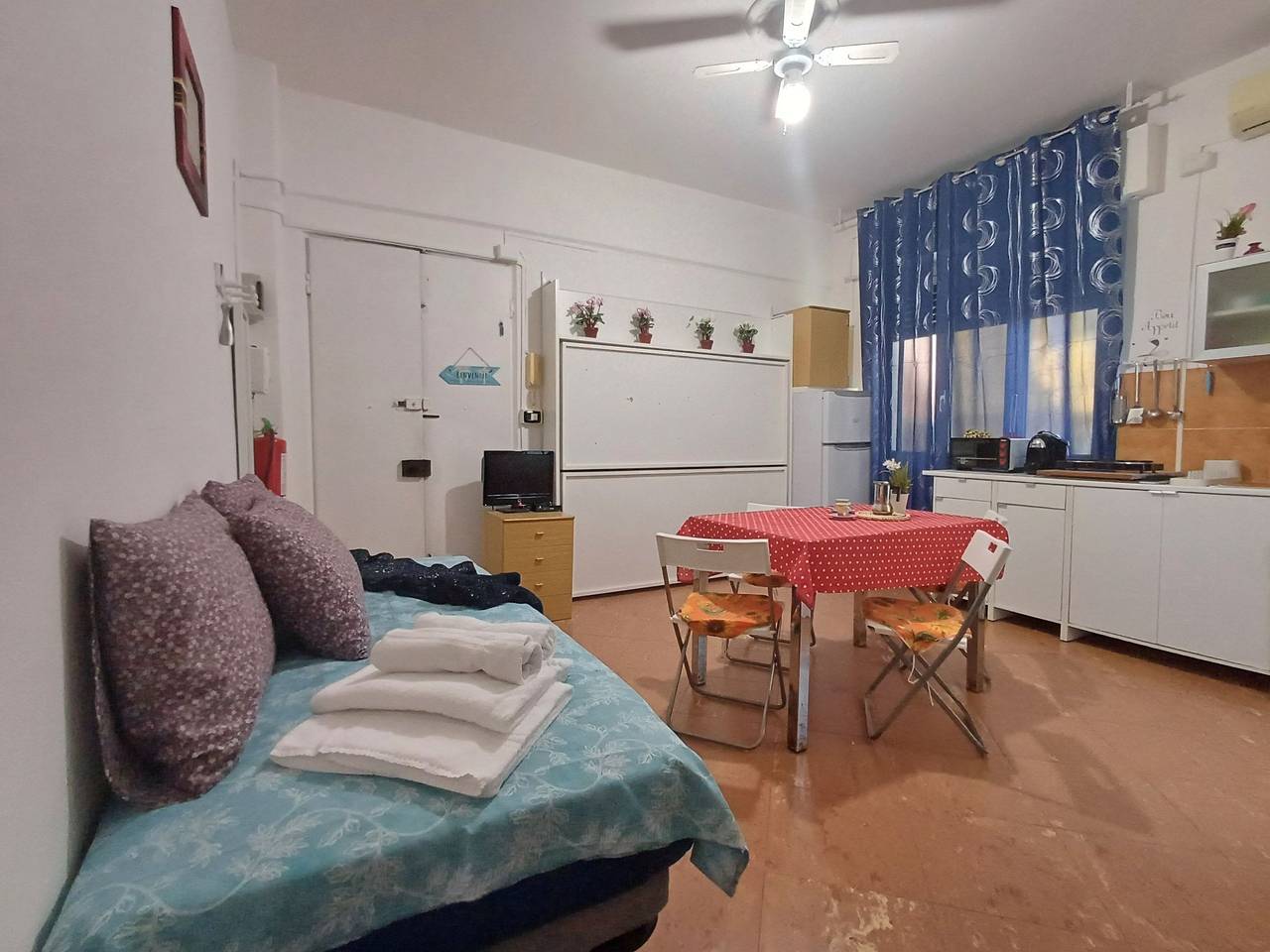 Appartamento intero, Casa Awj in Ponente (Genova), Genoa