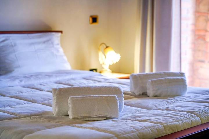 Ferienwohnung für 2 Personen, mit Balkon und Terrasse sowie Garten und Pool in Rossano - 2