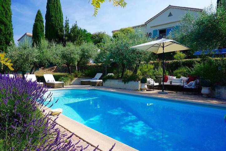 Villa voor 8 personen, met terras en tuin - 1