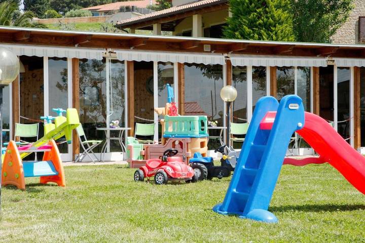 Location de vacances pour 4 personnes, avec jardin ainsi que piscine et vue à San Vincenzo - 4