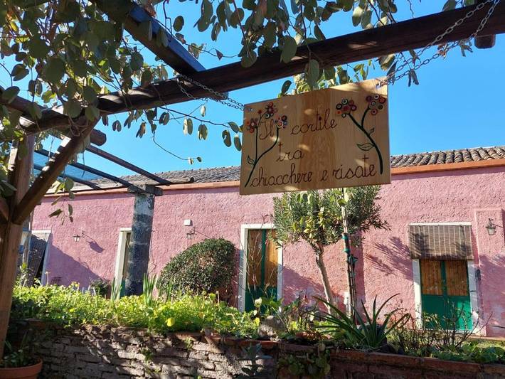 Appartamento per 5 persone, con giardino e panorama in Santa Venerina