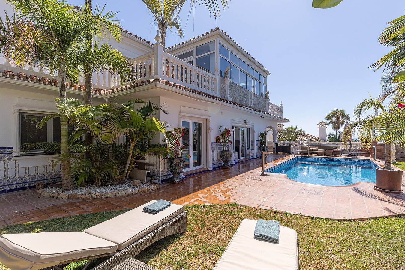 Villa 'Mariposa' mit Meerblick, Wlan und Klimaanlage in La Cala de Mijas, Mijas