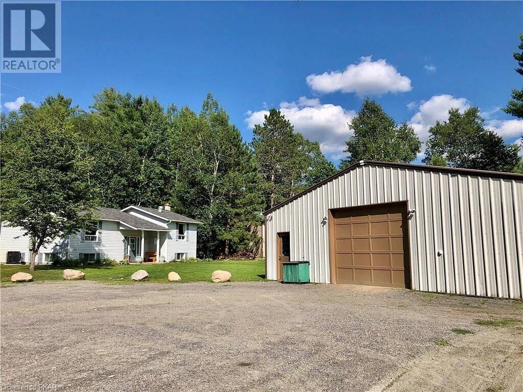 This Is The One You’ve Been Looking For in Hastings Highlands, Ontario