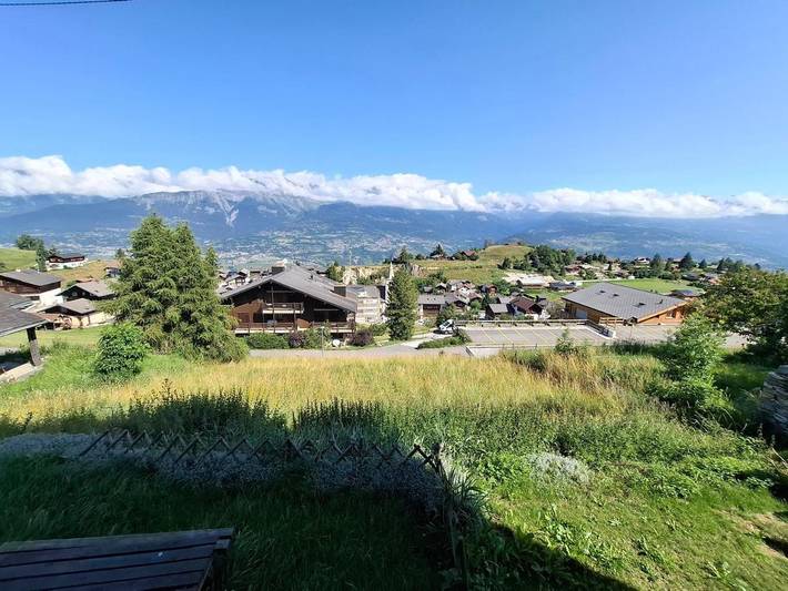 Gîte pour 6 personnes, avec jardin et vue, animaux acceptés dans Nax