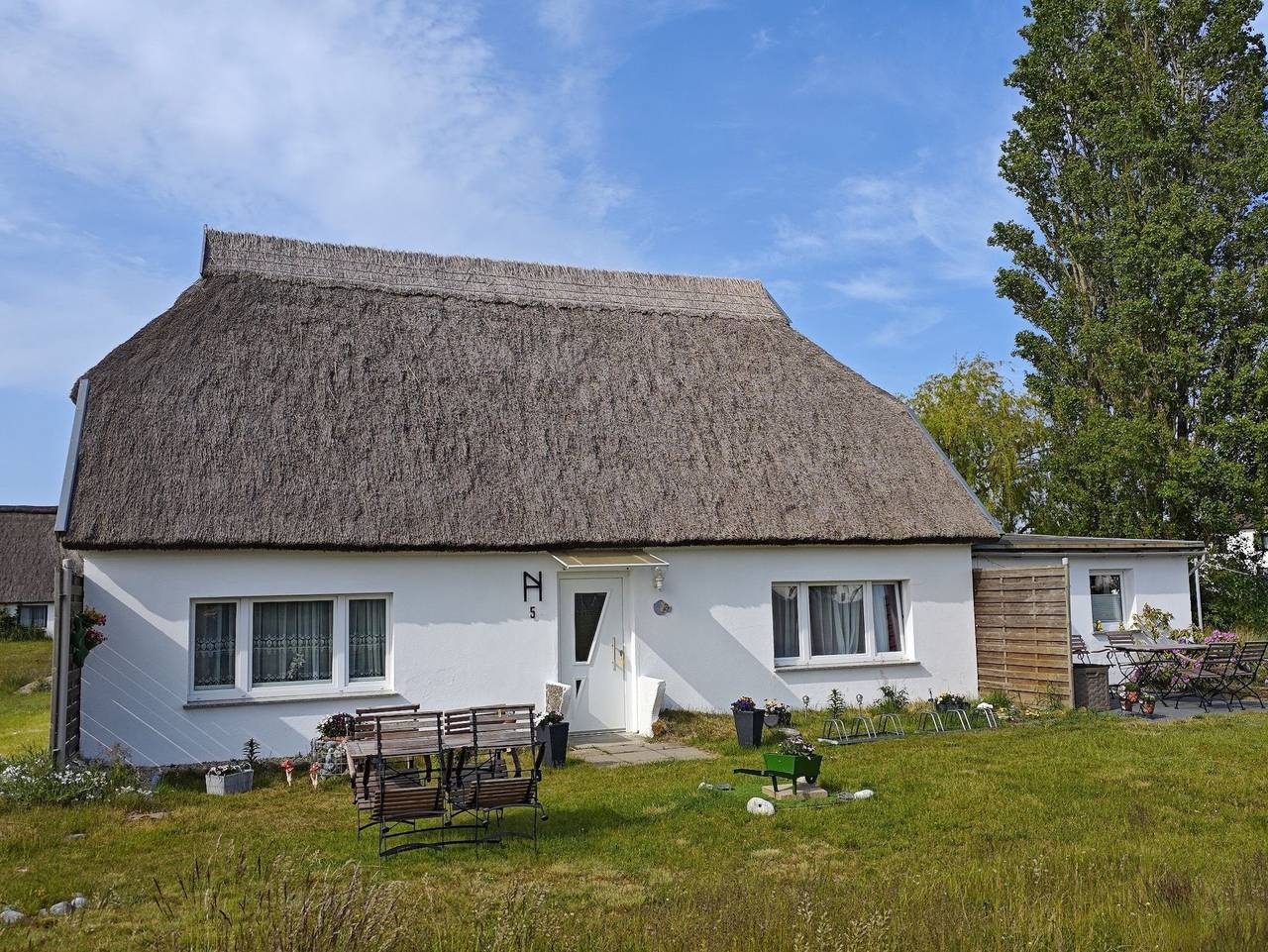 Haus  Mario Striesow - Doppelzimmer Ostblick in Neuendorf Insel Hiddensee, Hiddensee