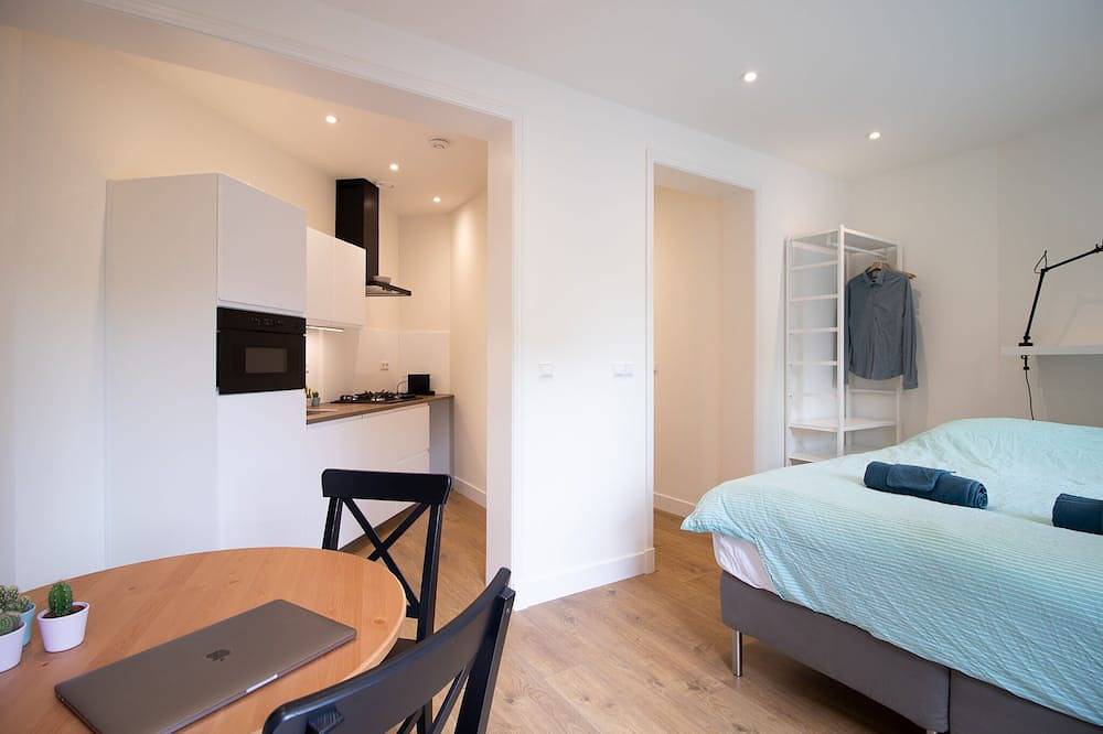 Apartamento entero, Modern studio with terrace in La Haya, Stadsgewest Haaglanden