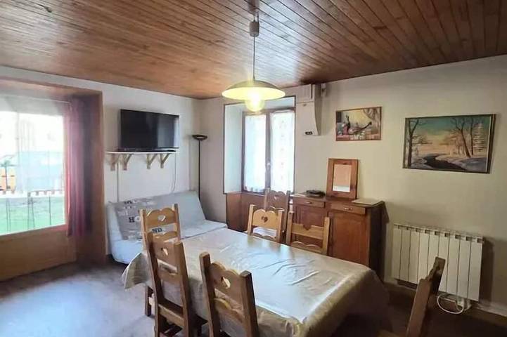 Gîte pour 8 personnes, avec Balcon dans Office De Tourisme De Val Cenis Lanslevillard
