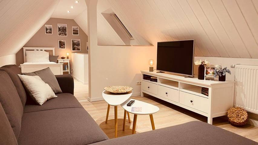 Ferienwohnung für 4 Personen, mit Ausblick in Unterwellenborn