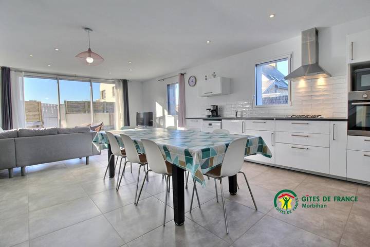 Gîte pour 8 personnes, avec jardin à Séné - 2