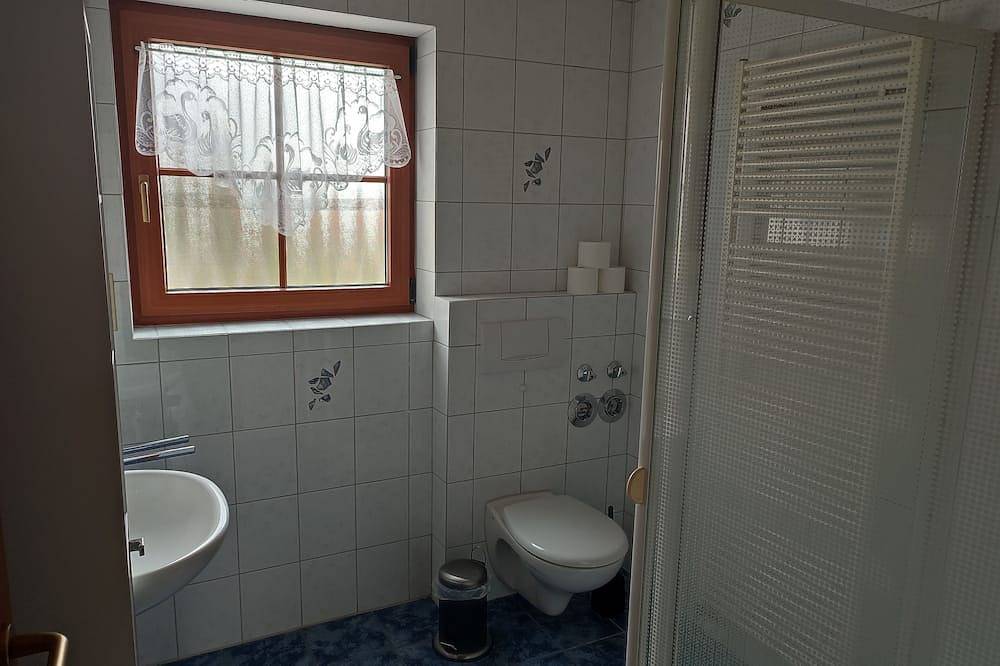 Ganze Wohnung, Ruhig gelegene Ferienwohnung in Altensteig, Nordschwarzwald
