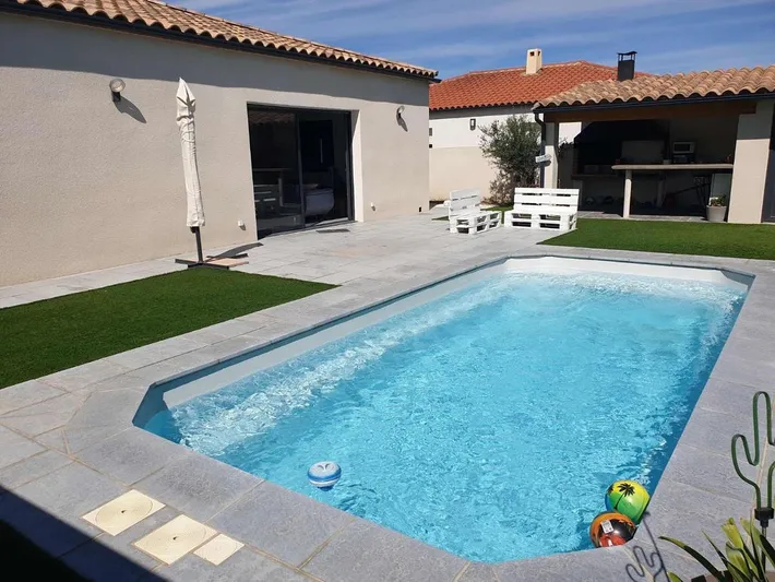Chalet para 4 personas, con piscina - 1