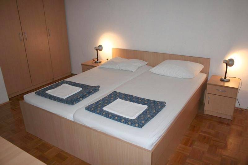 Triple Room with Shared Bathroom in Biograd na Moru, Zadar