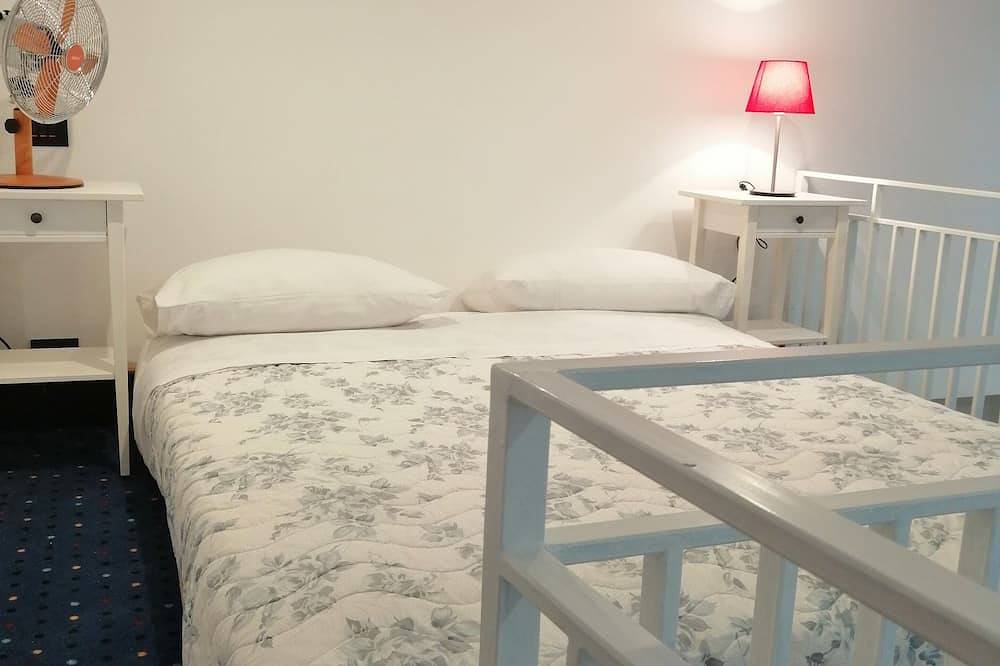 Casa Sacà int. 2 entradas separadas cerca de las ruinas de la antigua Pompeya in Pompeya (Nápoles), Parque nacional del Vesubio