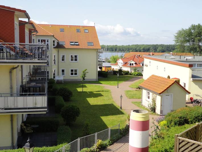 Ferienwohnung für 4 Personen, mit Balkon und Sauna sowie Pool - 1