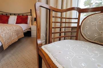 Log Cabin for 3 People in Hastings, East Sussex, Photo 4