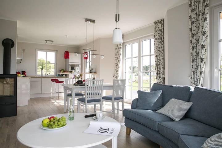 Luxus Reetdachhaus in Fuhlendorf mit Sauna in Bodstedt, Fuhlendorf
